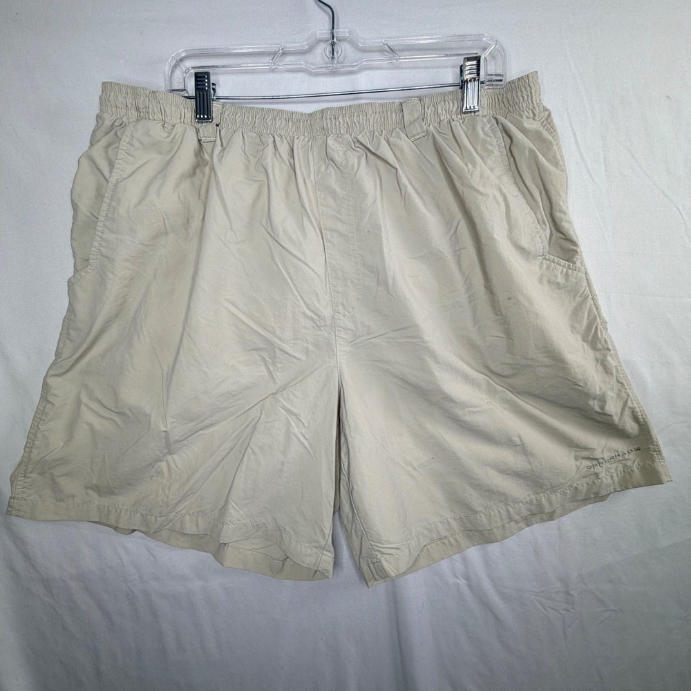 Columbia Cargo Shorts XXL Tan Khaki Omni-Shade Mesh Lined Hiking Fishing 8in